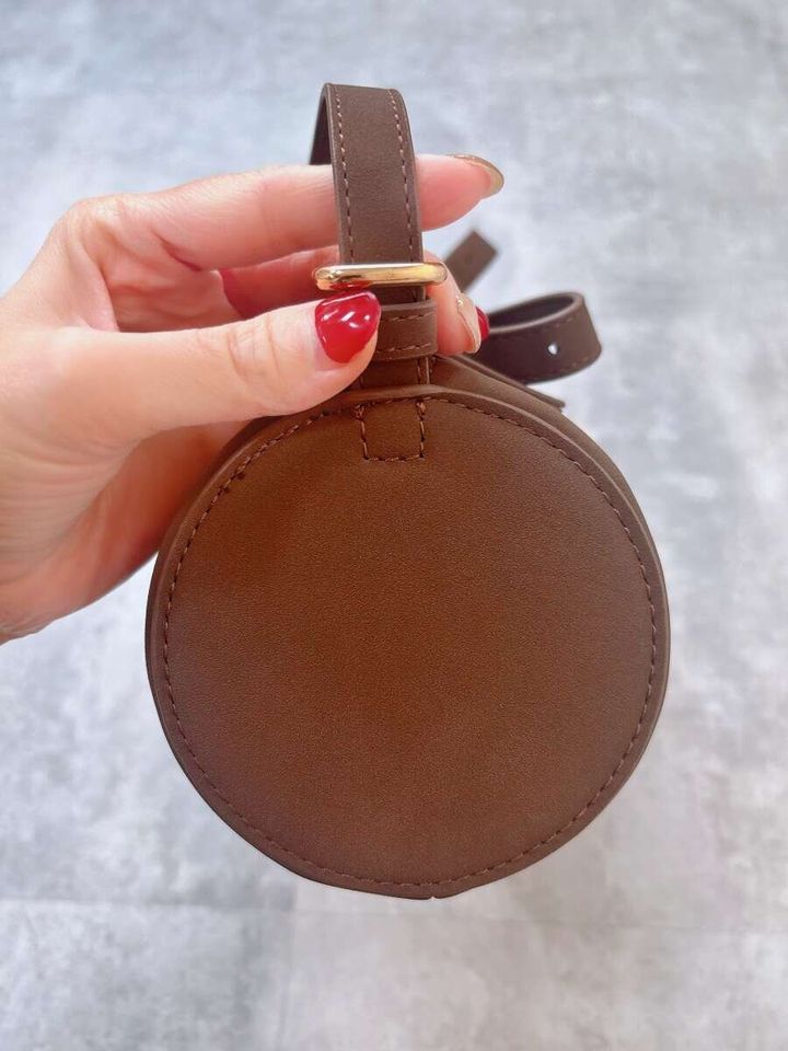 GUシリンダーバッグ 金具部分