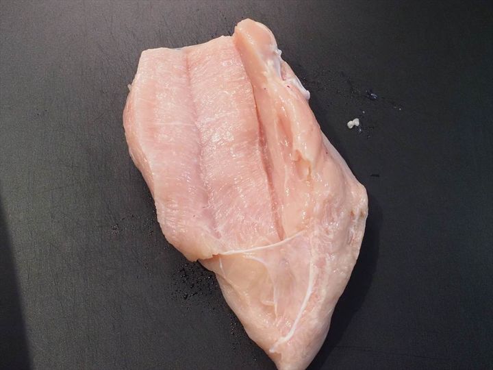 鶏むね肉で揚げない油淋鶏｜フライパン一つで簡単＆美味しい