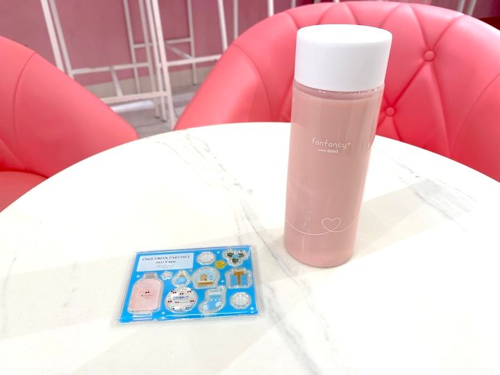 「fanfancy+ with GiGO 池袋3号館」ノベルティ付きドリンク