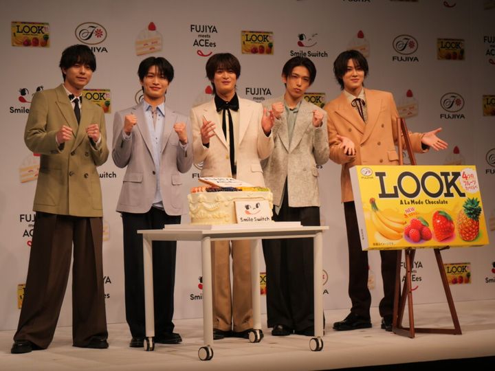 不二家は2日、不二家のチョコレート菓子「LOOK」と「ケーキ」のブランドキャラクターとして、STARTO ENTERTAINMENT所属のジュニア5人組グループACEes（エイシーズ）を起用し、新テレビCMを7日から放映すると発表しました。