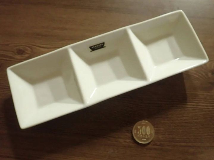 DAISO(ダイソー)：ニューボーン三仕切り皿約23cm×7.5cm