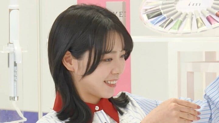 【写真・画像】「垢抜けたとかのレベルじゃない」 元乃木坂46西野七瀬似の女性、スタジオでの顔出しに「可愛すぎる！」 1枚目