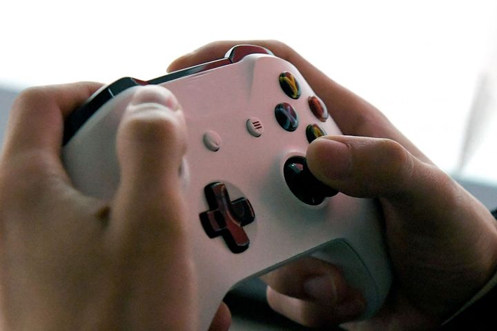 仕事も趣味も手を抜かない「ガチゲーマー」な有名人がいる！