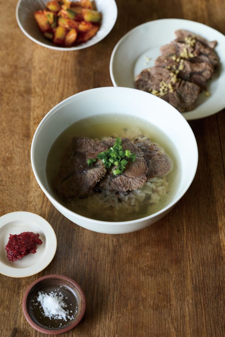 冬献立の主役には韓国の代表的なスープを