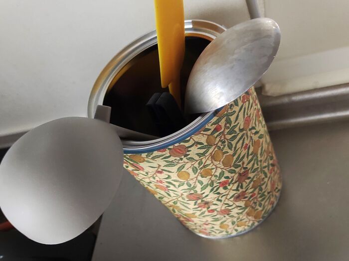 ミルク缶が家じゅうで使える♡つい放置しがちな〈空き缶〉を100均で生まれ変わらせてみた