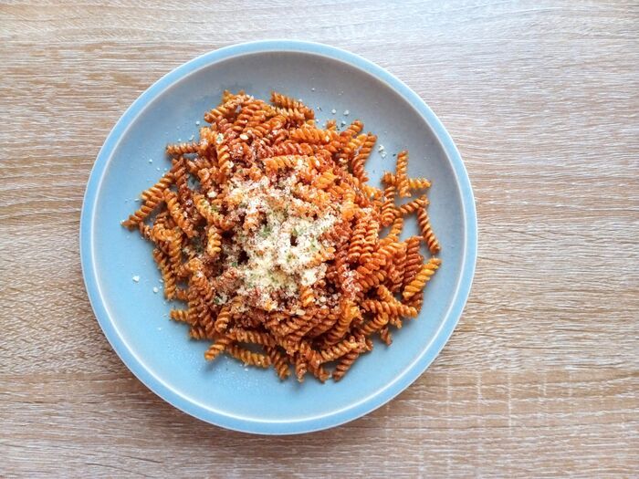 『余ったマカロニ』が5分で激ウマに大変身♡茹でずに今すぐできる！絶品アレンジ術に注目