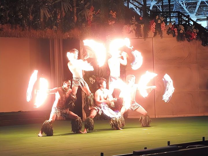 シバオラによる圧巻の群舞