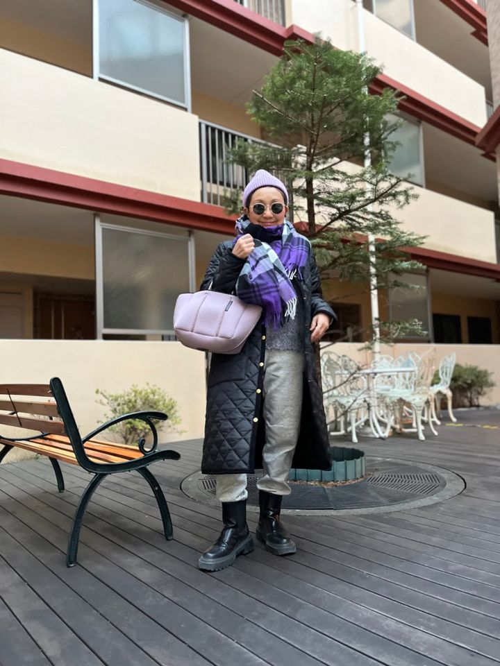 加藤理恵さんの紫コーデ