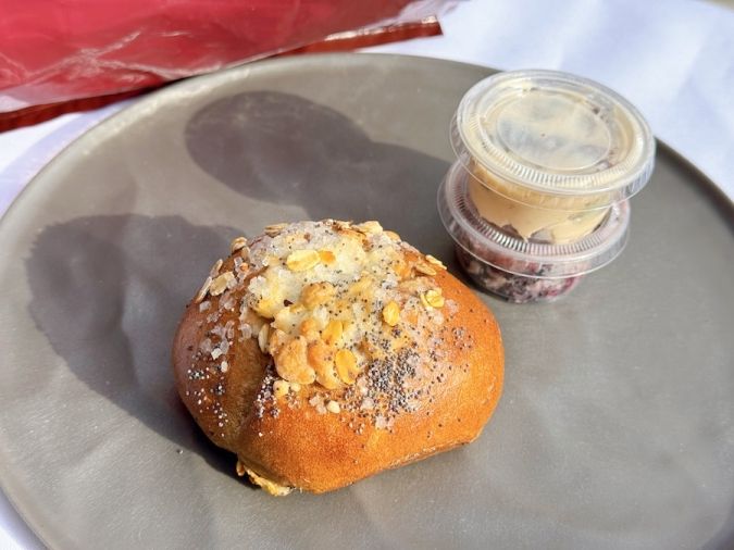 BAGELish. 栗きんとんと栗の甘露煮