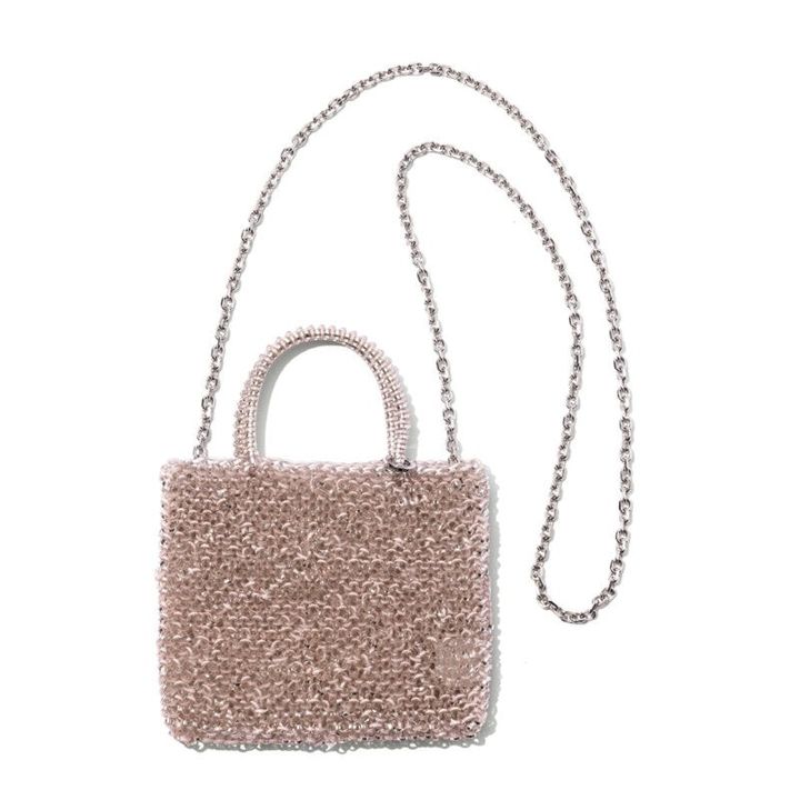 いちばん人気の「スタンダード ミニアトゥーラ」3万6300円（アンテプリマ／ワイヤーバッグ／アンテプリマジャパン）