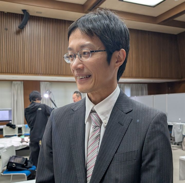 チョコレート開発部の石渡暁之課長