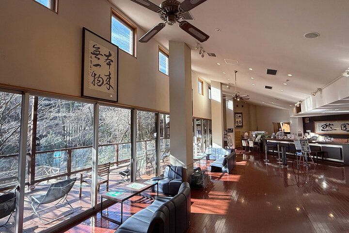 南足柄の森でひとりリセット時間♪ 3000坪の隠れ温泉リゾートで心ほどけるモダン湯治を「おんりーゆー」