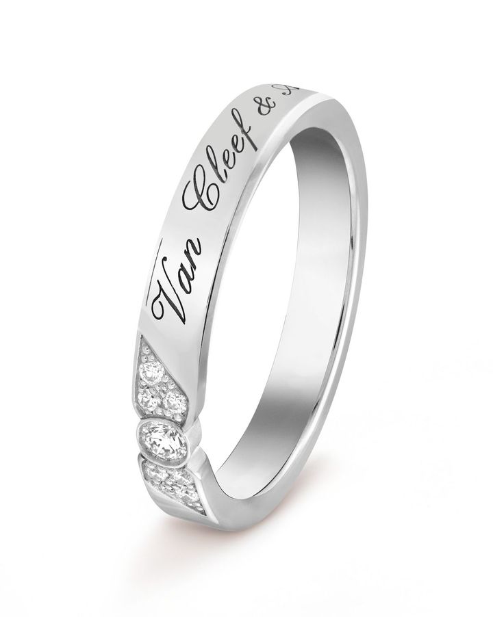 「トゥージュール シニアチュール エトワール マリッジリング 3mm」（PT×ダイヤモンド）￥489,500