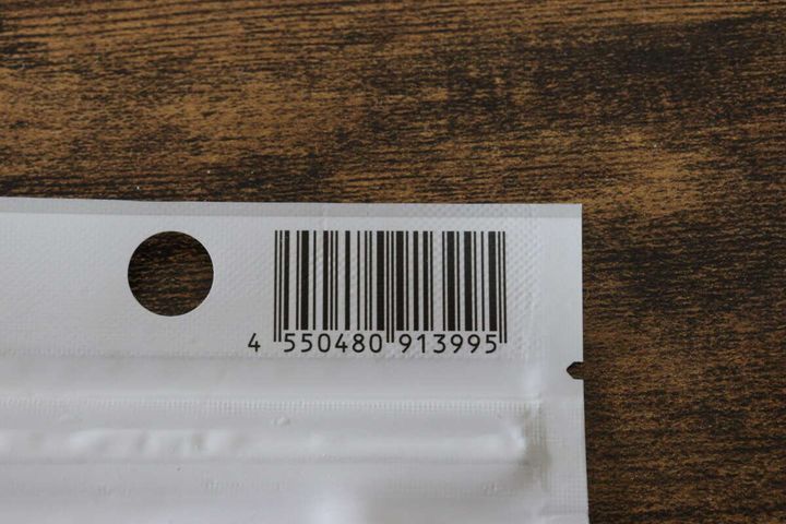 ダイソー メガネ拭きクロス（くもり止め） パッケージ JANコード