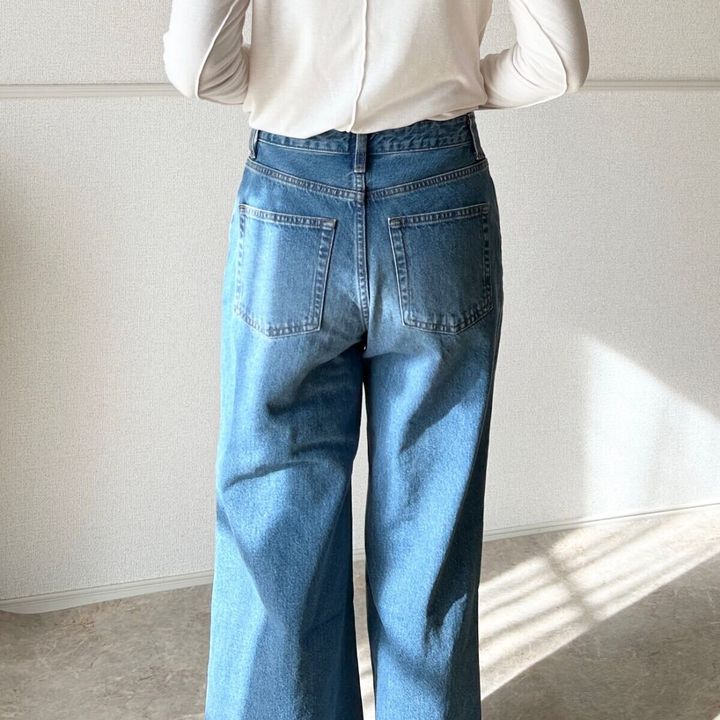 GUバギーフレアジーンズ バックスタイル