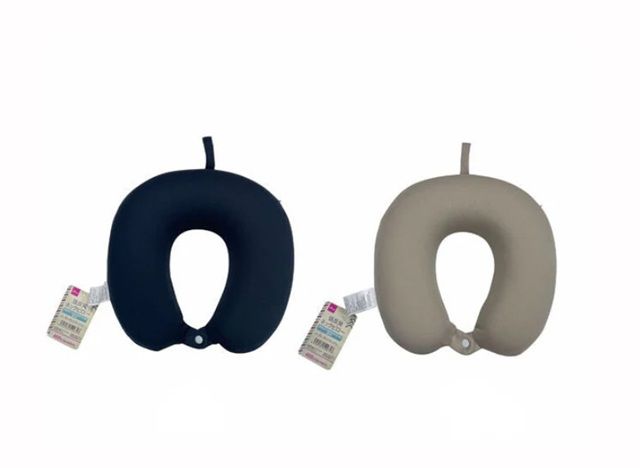 ダイソー 低反発ネックピロー（メッシュ）