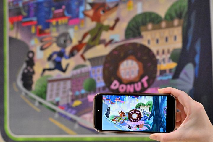 ウォルト・ディズニー・ジャパン 福岡市立こども病院へ「魔法の森」テーマの壁紙を提供4