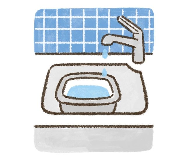 キッチンにお湯を張る イラスト／イケマリコ