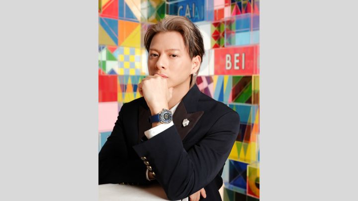 ルイ・ヴィトン・ジャパンは3日、このほど同ブランドとして開いたハイウォッチ＆ハイジュエリーの最新コレクションを紹介する展示会にブランドアンバサダーを務めるNumber_iの平野紫耀さん（29）が来場したことを公表しました。