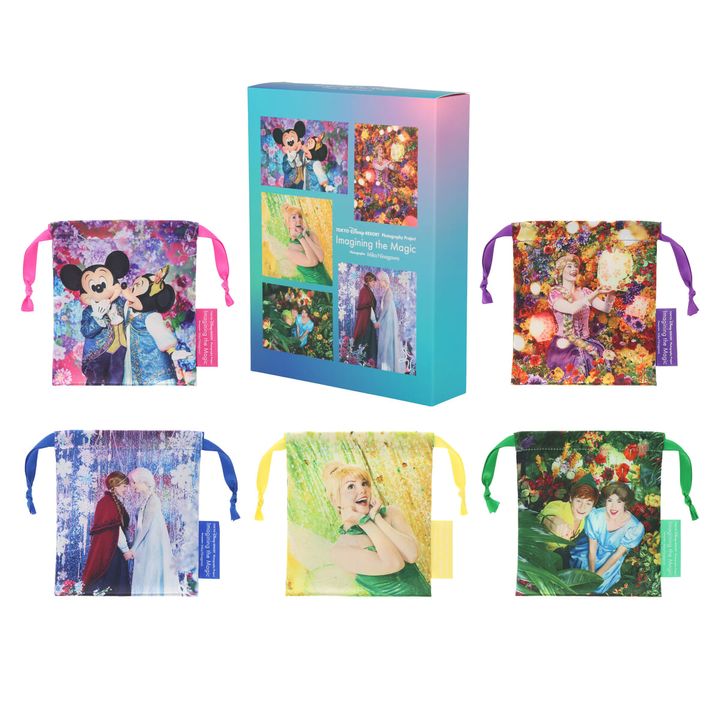 蜷川実花撮影のキャラクターたちがデザインされた全5種のきんちゃくが揃うボックス