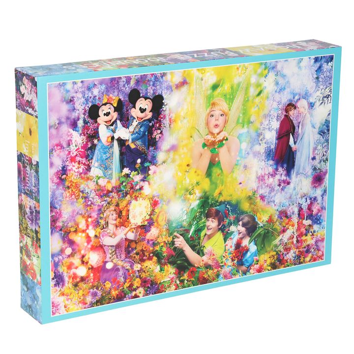 ジグソーパズルの外箱と、実際に組み上げた際の鮮やかな質感のイメージ