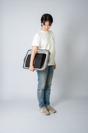 持ち運びに特化した保冷バッグ「Skip’n Skip」が登場。袋詰め待ちのストレスを解消！