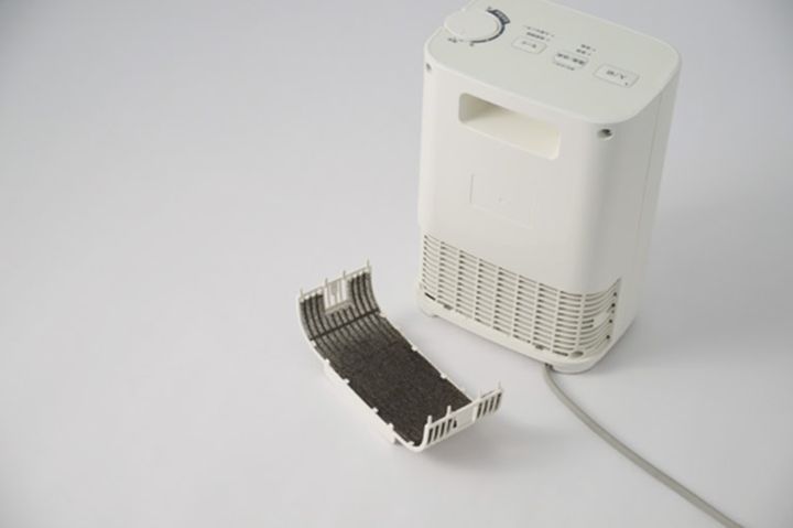 【Point 2】 活性炭フィルターつき