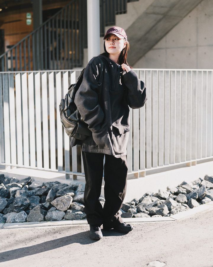 大人の“グレー”コーディネート5選。落ち着いた色使いにセンスが光る【TOKYO SNAP】