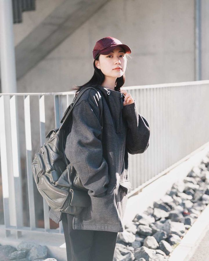 大人の“グレー”コーディネート5選。落ち着いた色使いにセンスが光る【TOKYO SNAP】