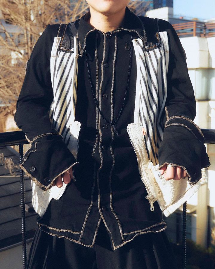 【スナップ】クリストファー・ネメスを軸に「フォーマルな感じ」に