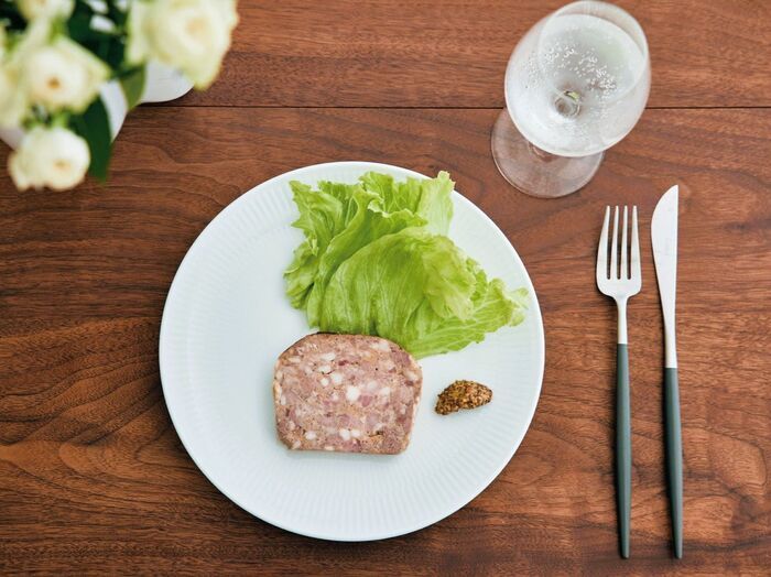 〈58歳の一人暮らし〉「とらや」のお菓子はわたしの特別。ひとりの食事が悲しくならない工夫とは？