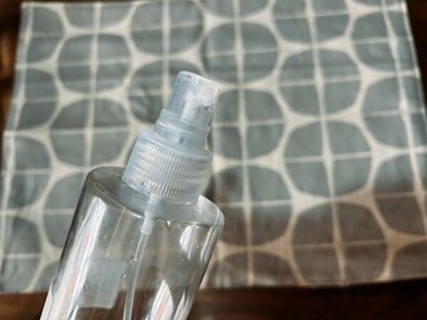 夫も使うスプレーボトル