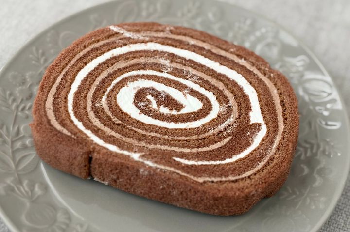 この食感はズルい……【ローソン】大きくて甘いのに一瞬で消えるケーキ