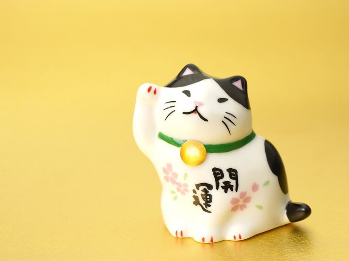 2026年2月6日は、日本の暦で吉日が3つも重なる「超開運日」！ 大明日・母倉日・天恩日のパワーが重なり、望む未来へ踏み出す絶好のチャンスです。この日の特徴と、運気を味方につけるための過ごし方を解説します。（画像出典：PIXTA）