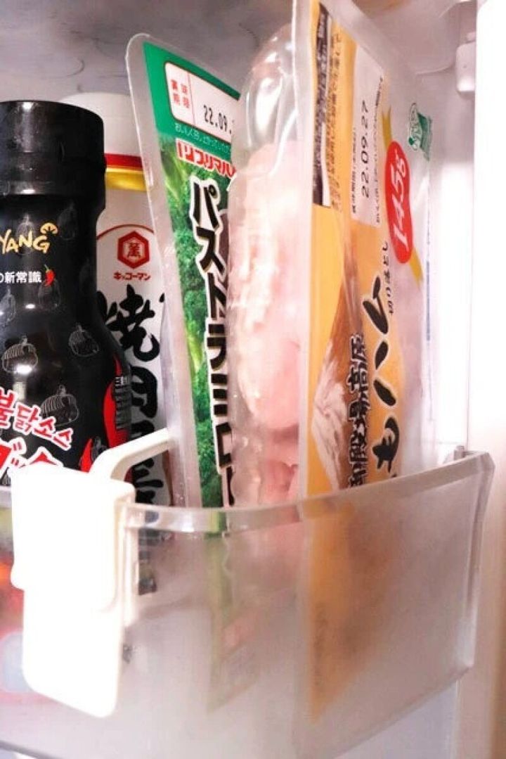 ダイソー 冷蔵庫ドアポケット仕切り 2WAYタイプ 仕切り 使用例