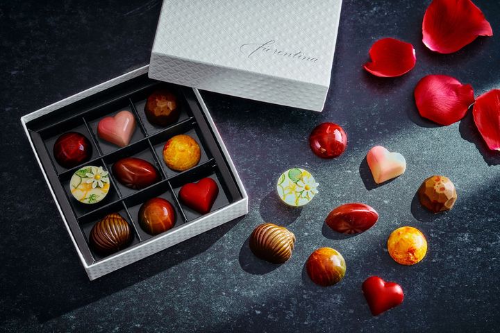 新作「ボンボンショコラ 9 個アソート」4,100 円