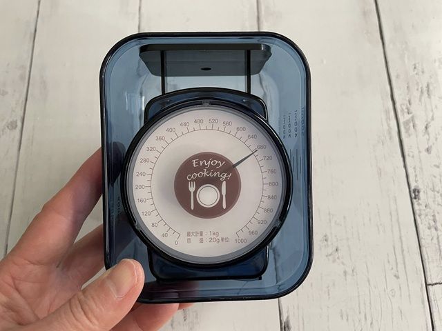 ダイソー 目安計 コンパクトで収納しやすい