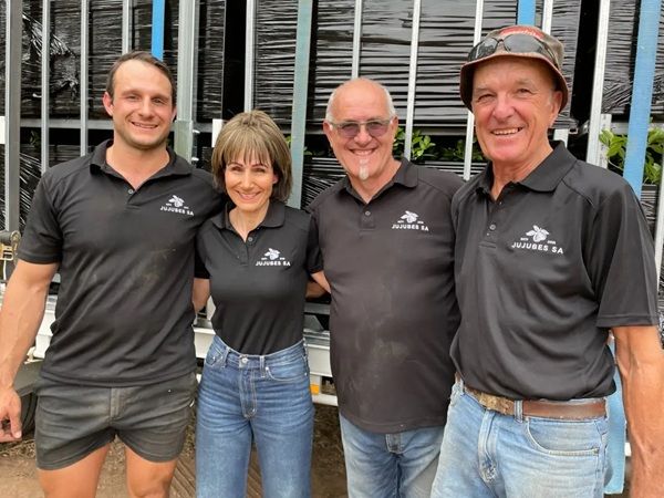 希少品種のなつめを、無添加・天日乾燥で仕上げた「オーストラリア産 ハニージャーなつめ(ドライフルーツ)」