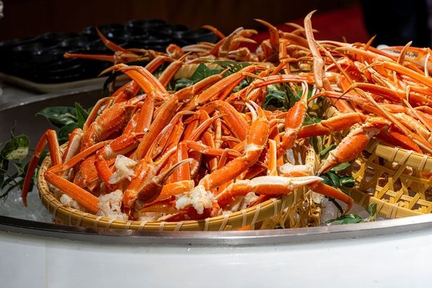 北海道といえばやっぱりコレ！身の詰まったズワイガニも心ゆくまで食べ放題