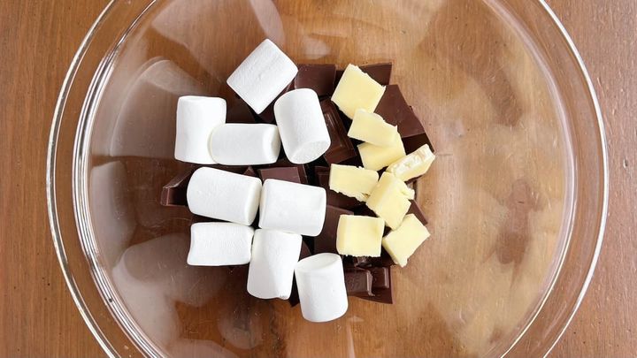 ザクザクマシュマロチョコバー