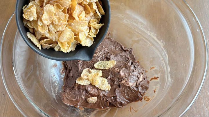 ザクザクマシュマロチョコバー