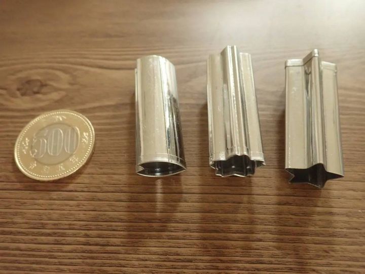 DAISO(ダイソー)：野菜抜型(極小)3個 星・桜・花びら