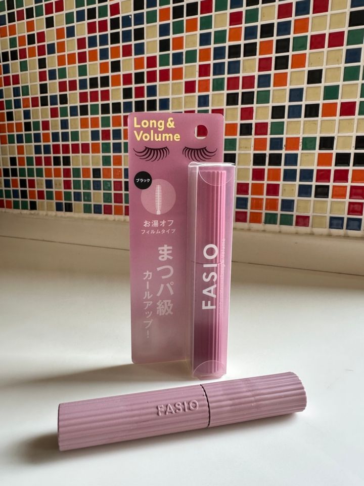 26_２月MOTOMIさんブログ_FASIO まつパ級 フィルムマスカラ （ロング&ボリューム）