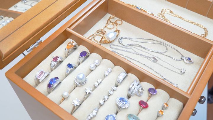 西 良縁を引き寄せる アクセサリー