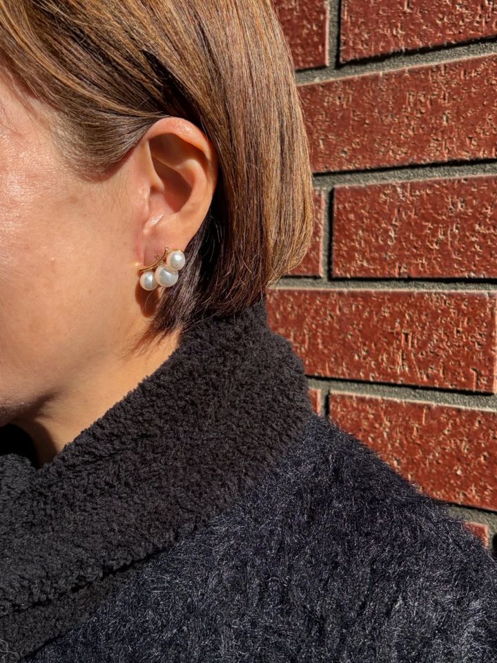 ピアスはmon cabinet