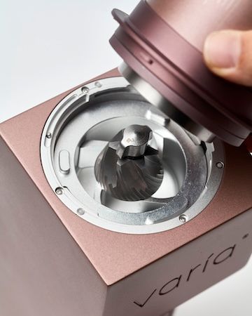 粉残りや静電気を抑える新設計。コーヒーグラインダーVariaの新モデル「VS4」発売