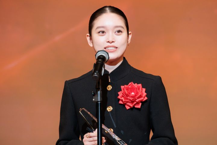 「第50回エランドール賞」授賞式に登壇した高石あかり クランクイン！ width=