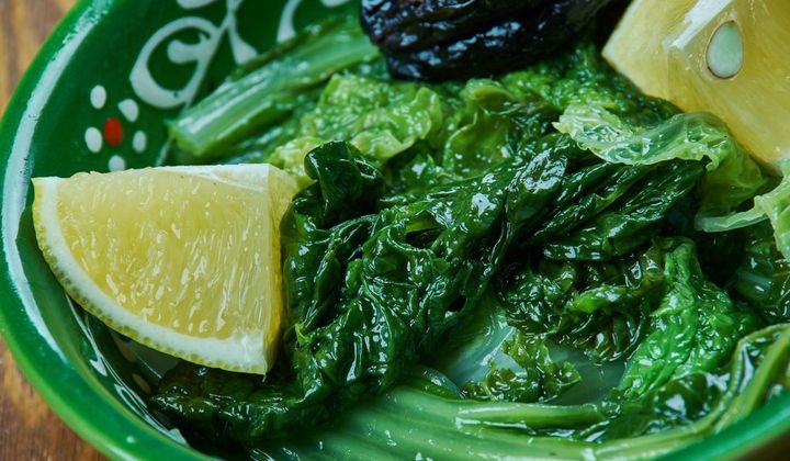 ギリシャの温サラダ「ホルタ・ヴラスタ」