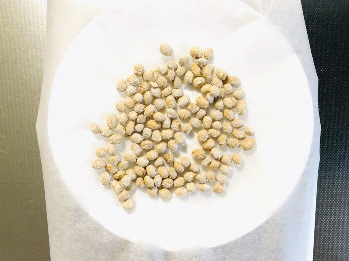 『節分の豆』が余ったらやってみて！ポリポリが止まらない…絶品＆簡単おやつに大変身♡