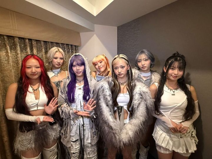 オリコンは9日、「第58回オリコン年間ランキング2025アーティスト別セールス新人ランキング」（集計期間2024年12月23日～2025年12月15日）で7人組ガールズグループのHANAが1位となったことを発表しました。